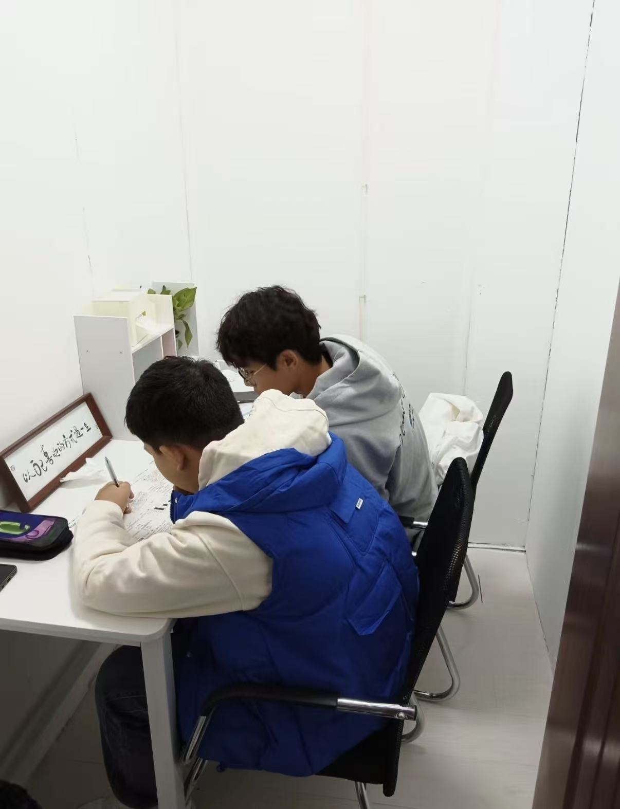 刘X飞   兴化播音生  |  浪子回头金不换