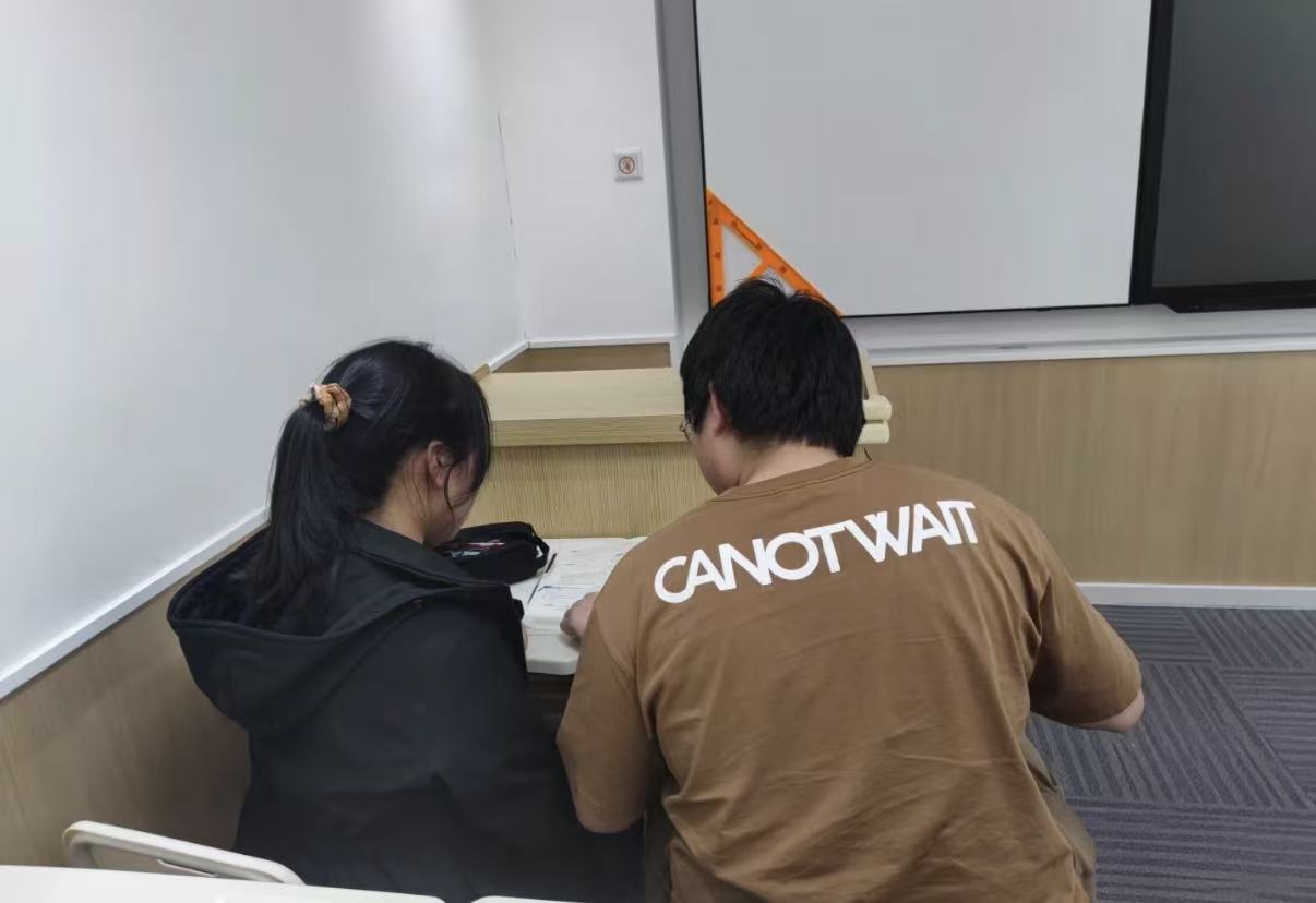 冯X涵  泰州书法生  |  书法状元，文化加冕